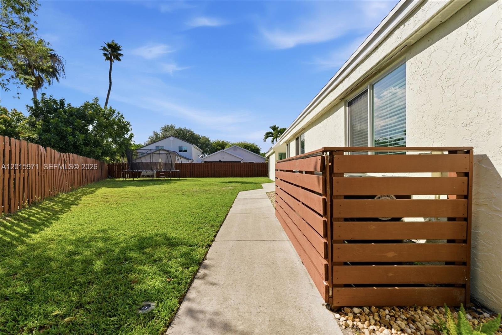 LAKEVIEW HOMES - Residential