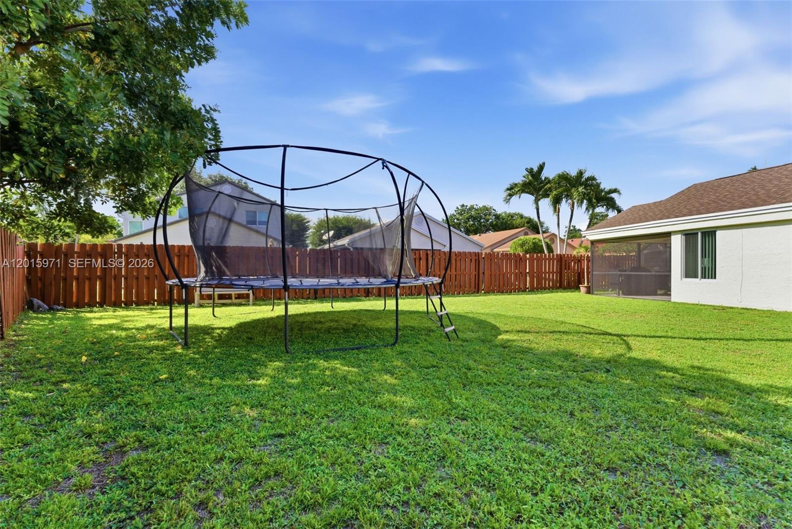 LAKEVIEW HOMES - Residential