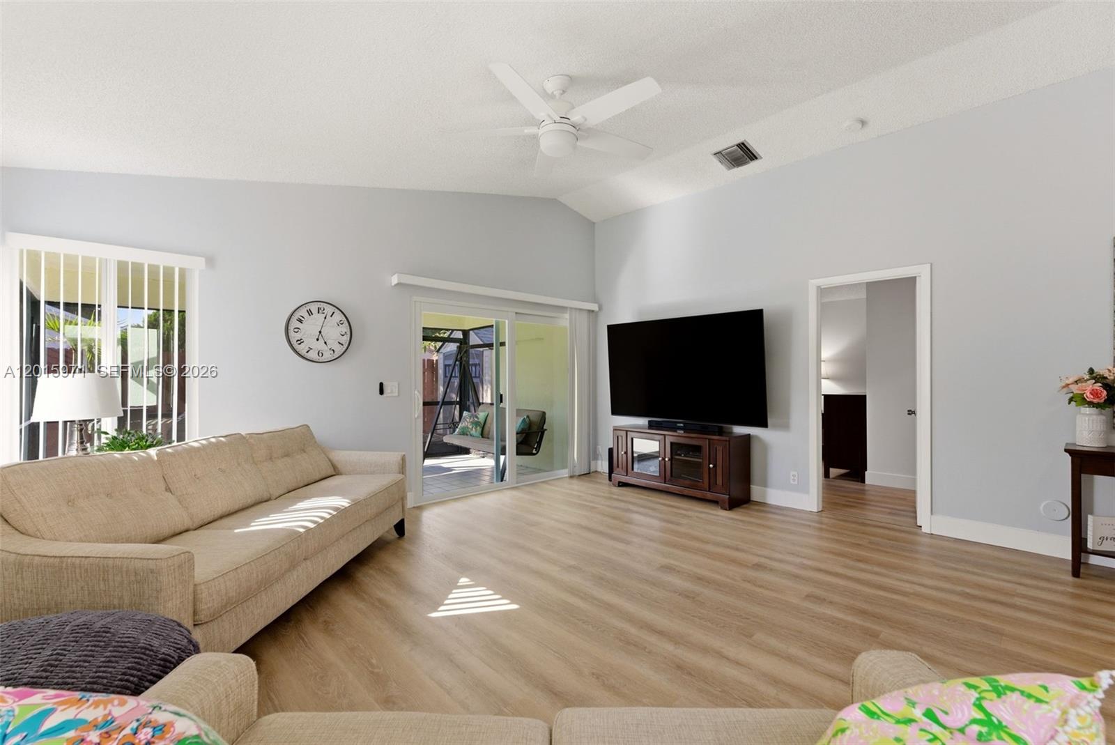 LAKEVIEW HOMES - Residential