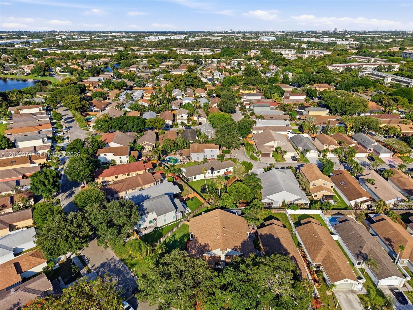 LAKEVIEW HOMES - Residential