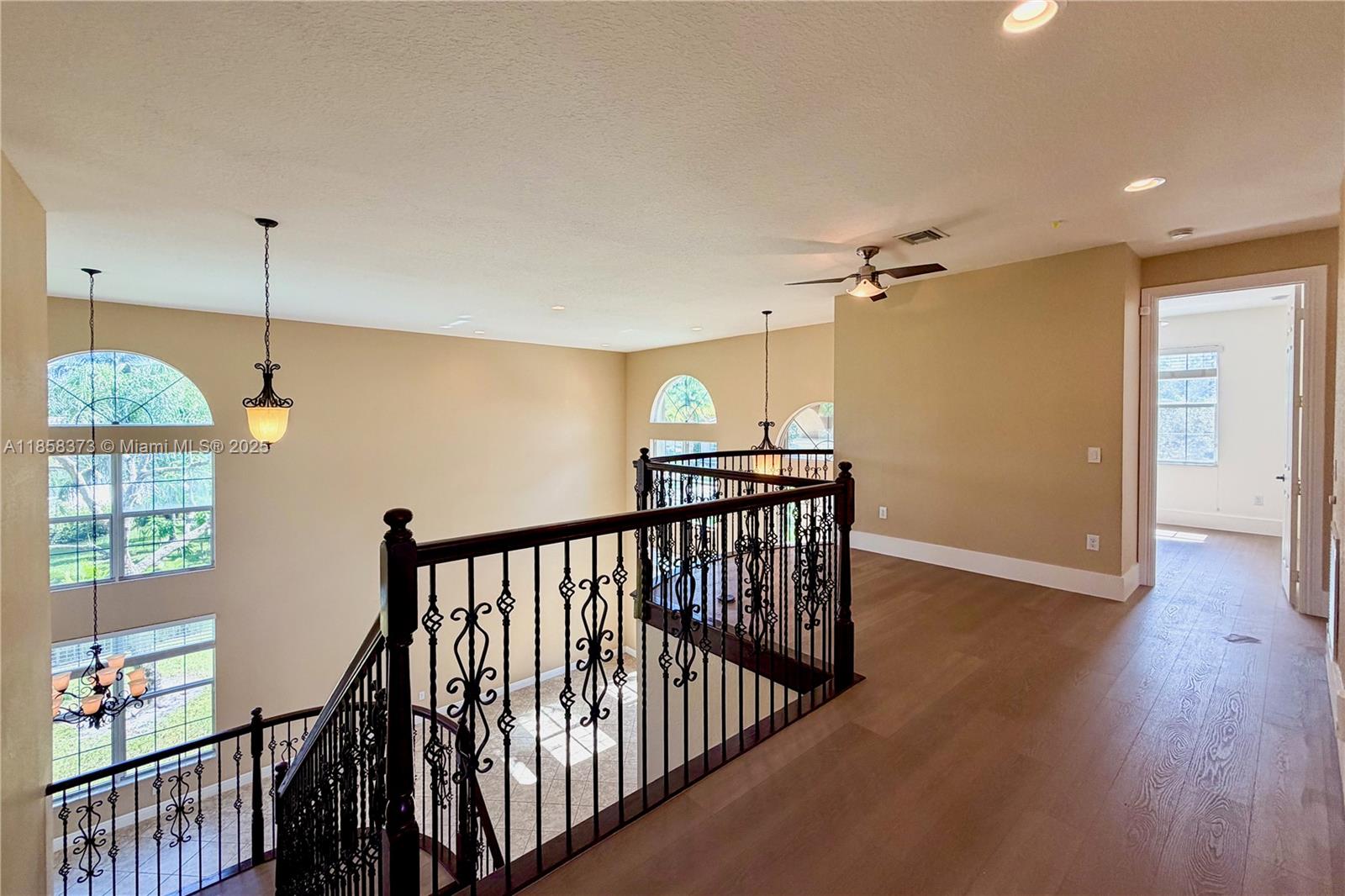 CANYON SPRINGS - Residential Lease