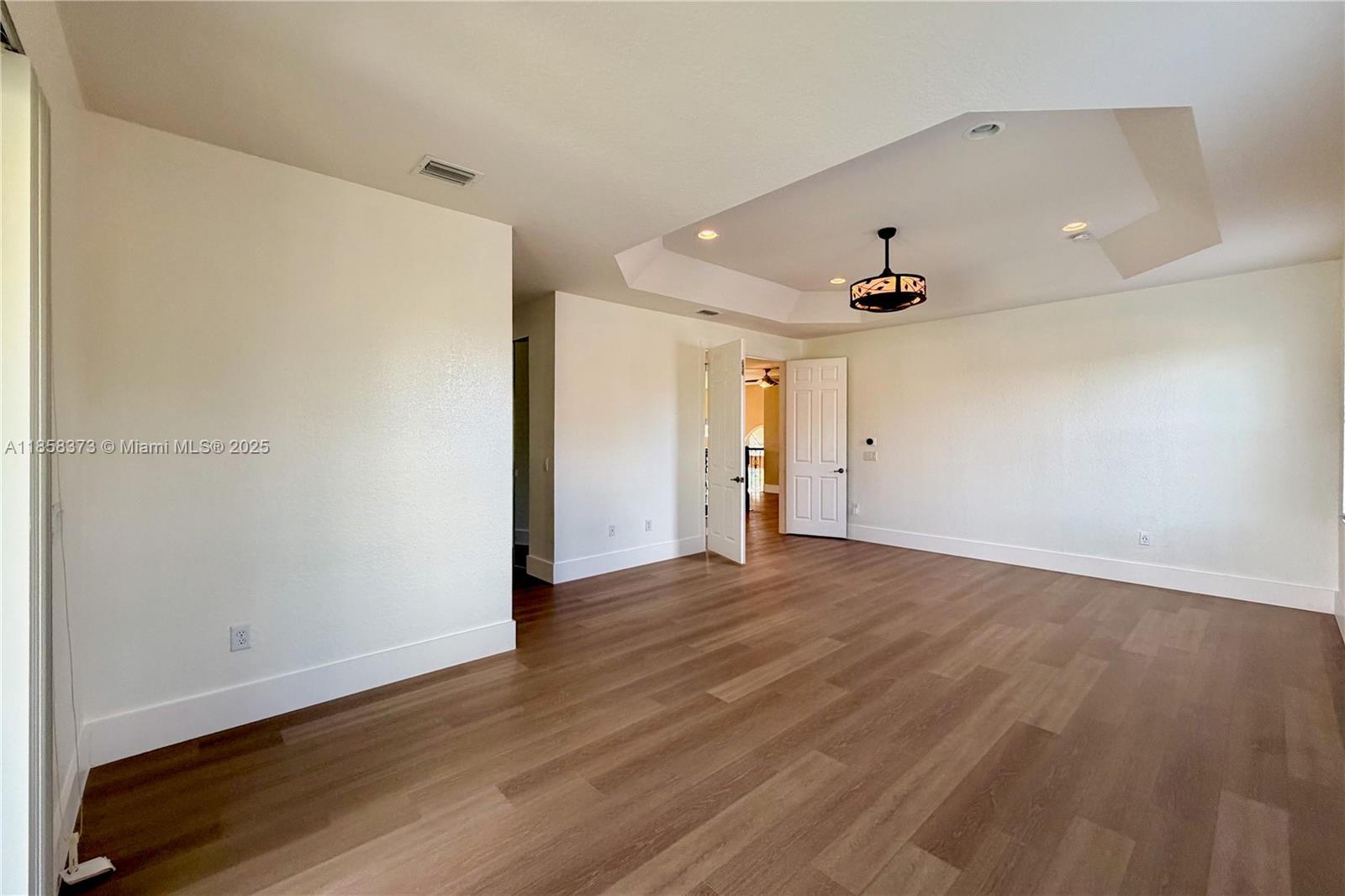 CANYON SPRINGS - Residential Lease