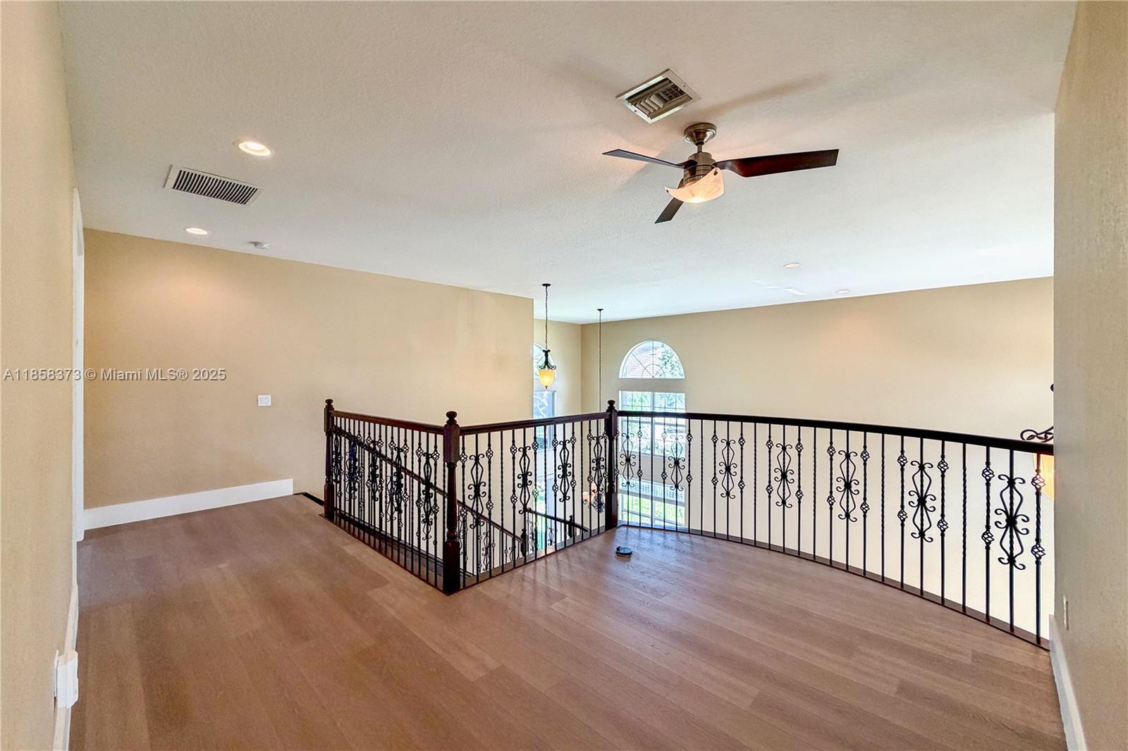 CANYON SPRINGS - Residential Lease