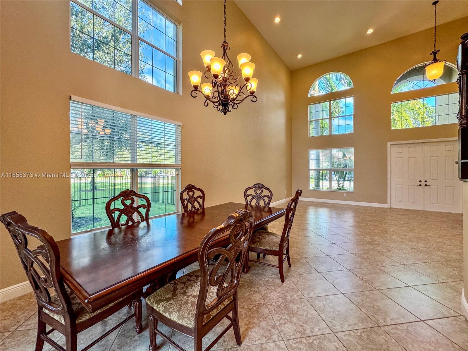 CANYON SPRINGS - Residential Lease