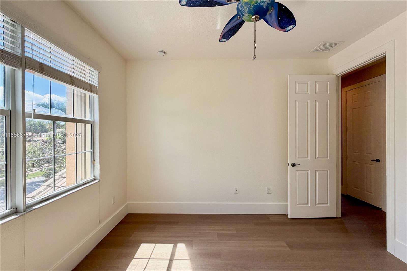 CANYON SPRINGS - Residential Lease