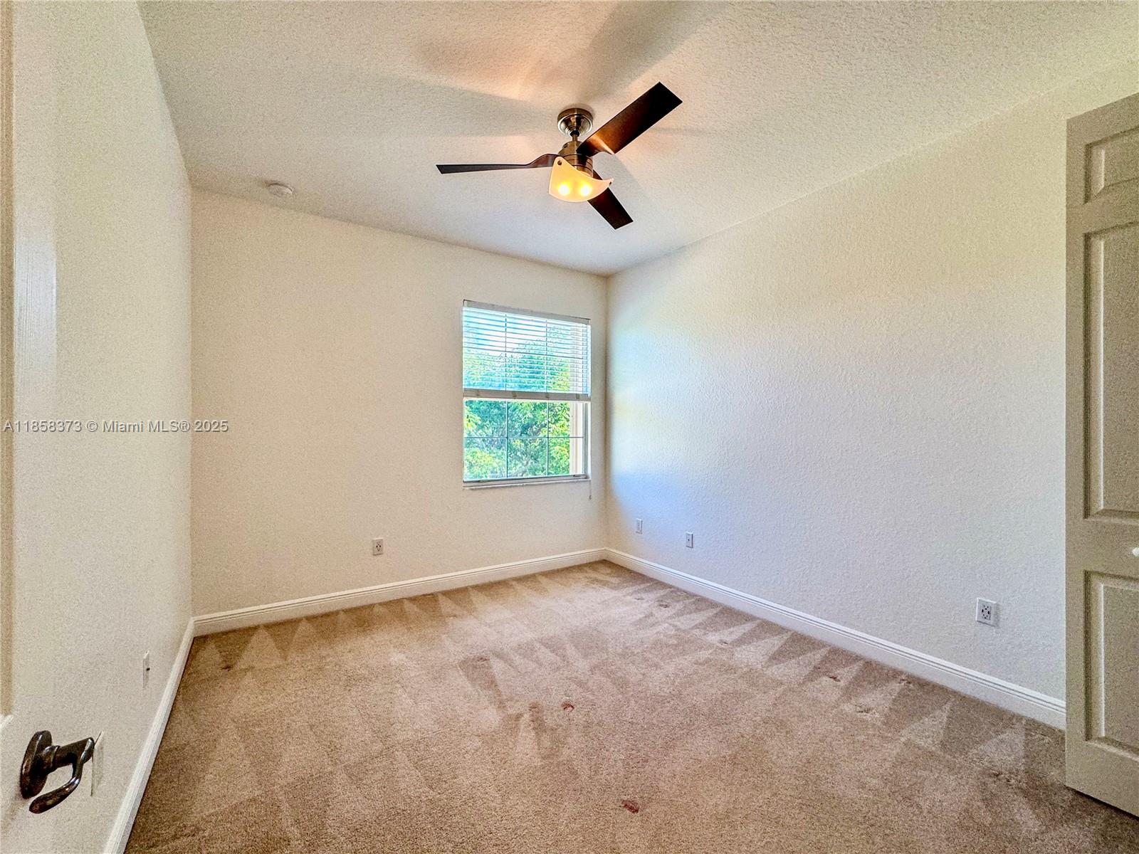 CANYON SPRINGS - Residential Lease