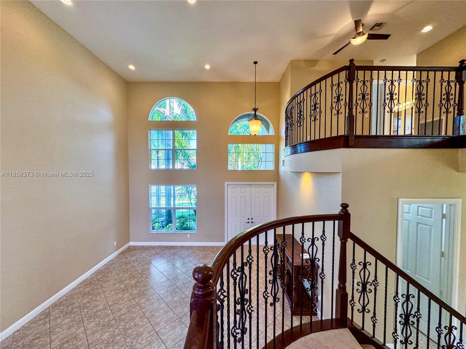 CANYON SPRINGS - Residential Lease