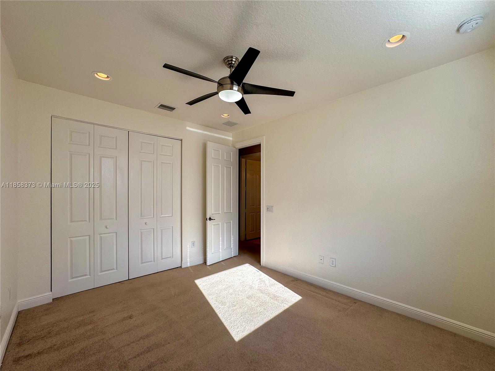 CANYON SPRINGS - Residential Lease