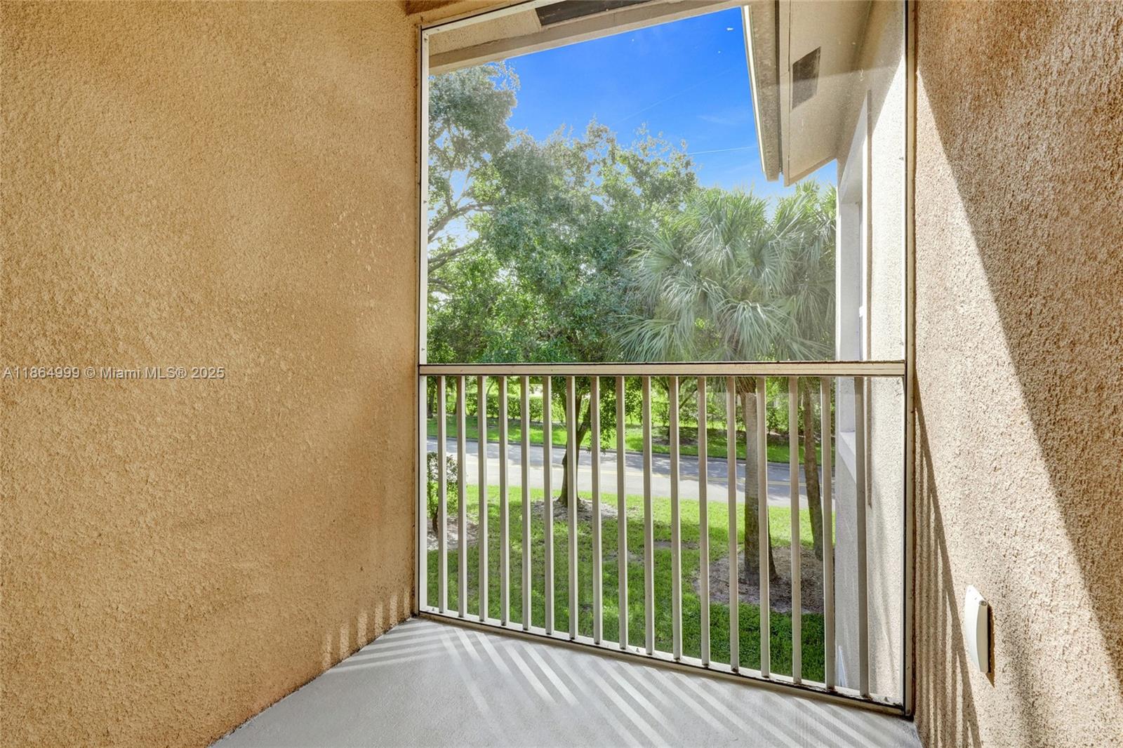 GOLF VILLAS CONDOMINIUM - Residential