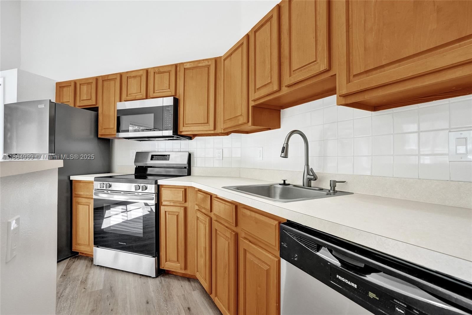 GOLF VILLAS CONDOMINIUM - Residential