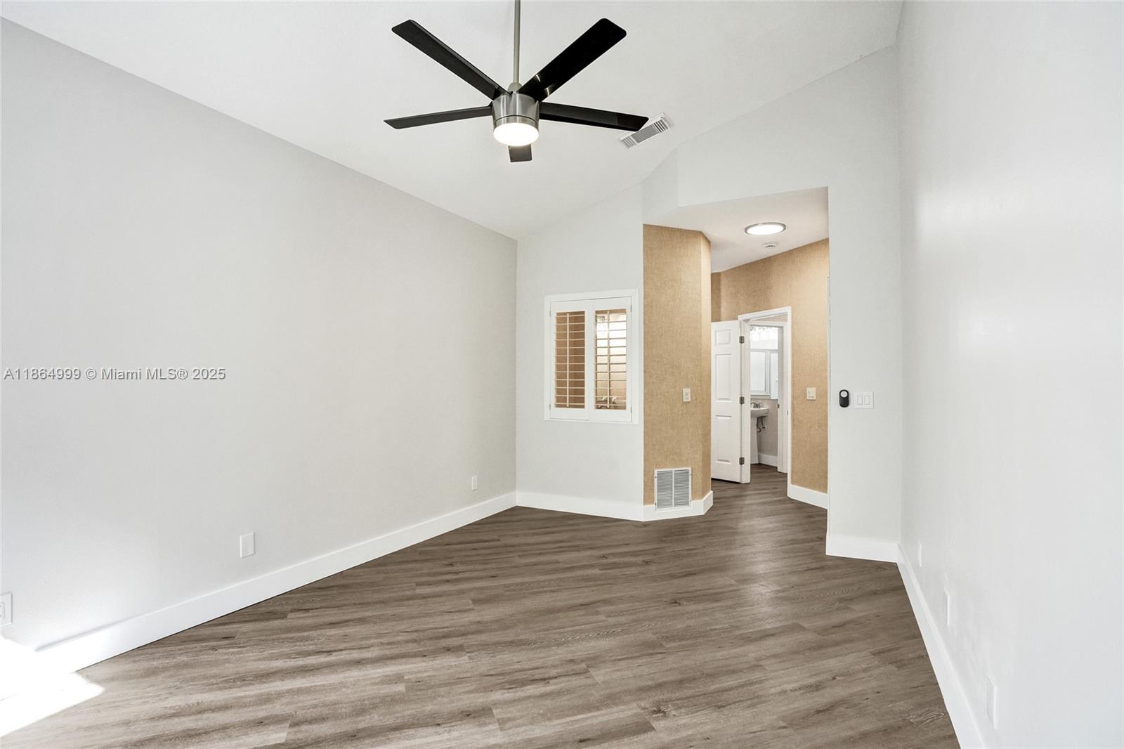 GOLF VILLAS CONDOMINIUM - Residential