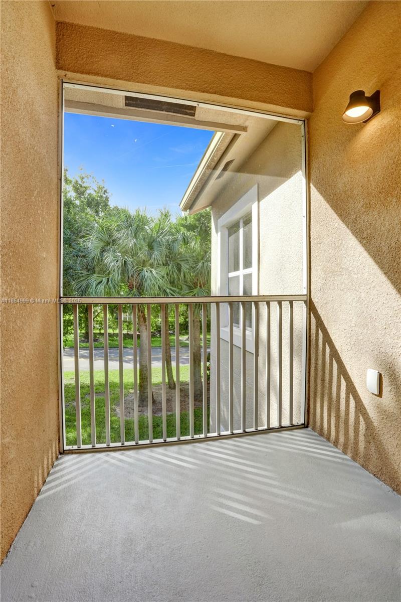 GOLF VILLAS CONDOMINIUM - Residential