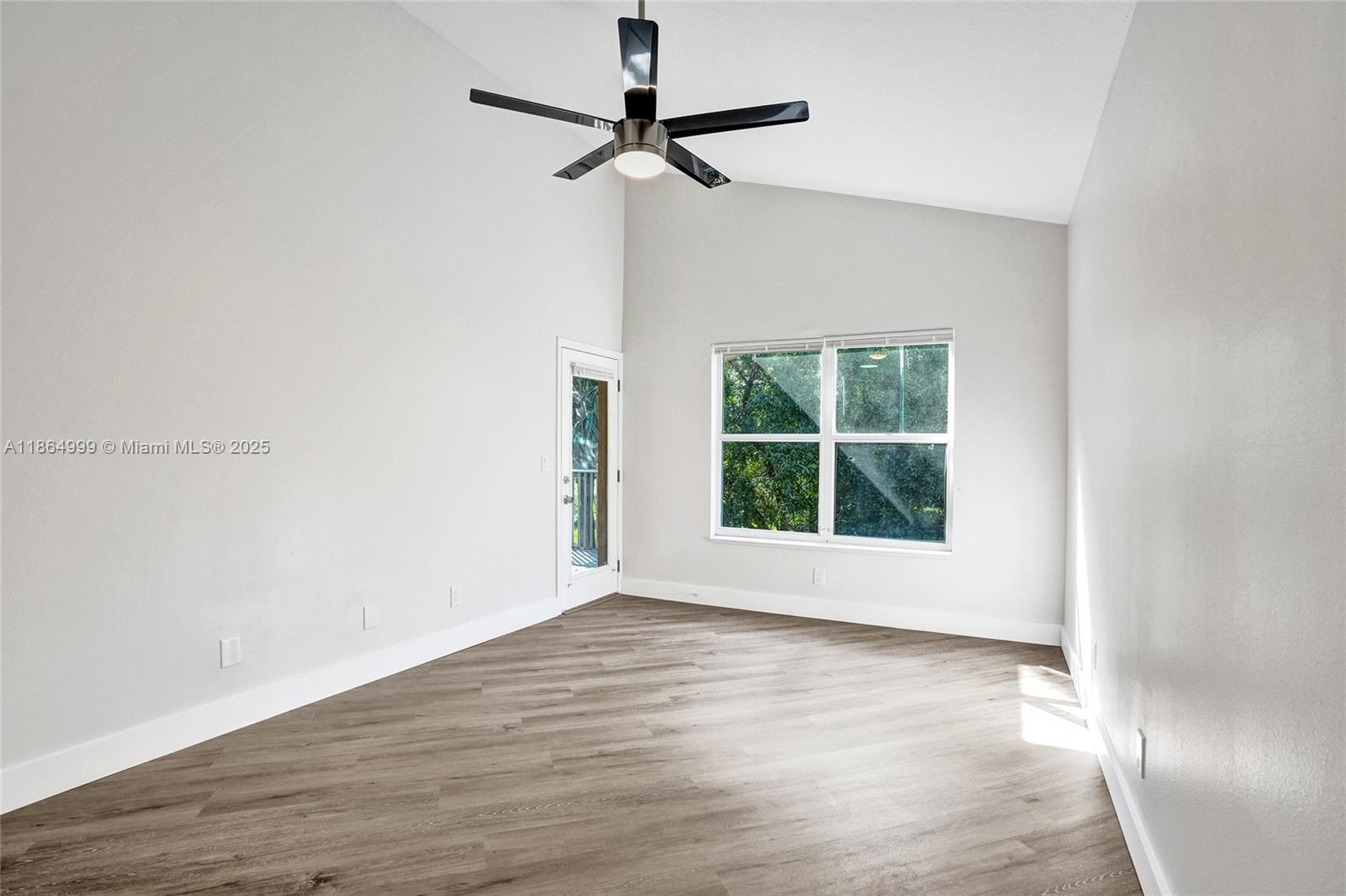 GOLF VILLAS CONDOMINIUM - Residential