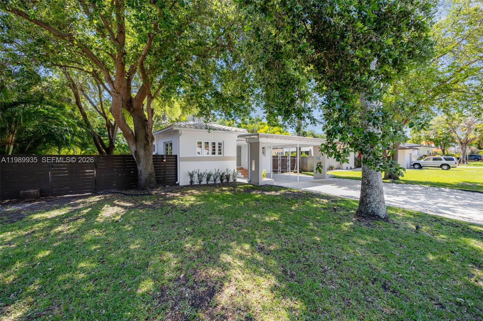 WASHINGTON PLACE - Residential