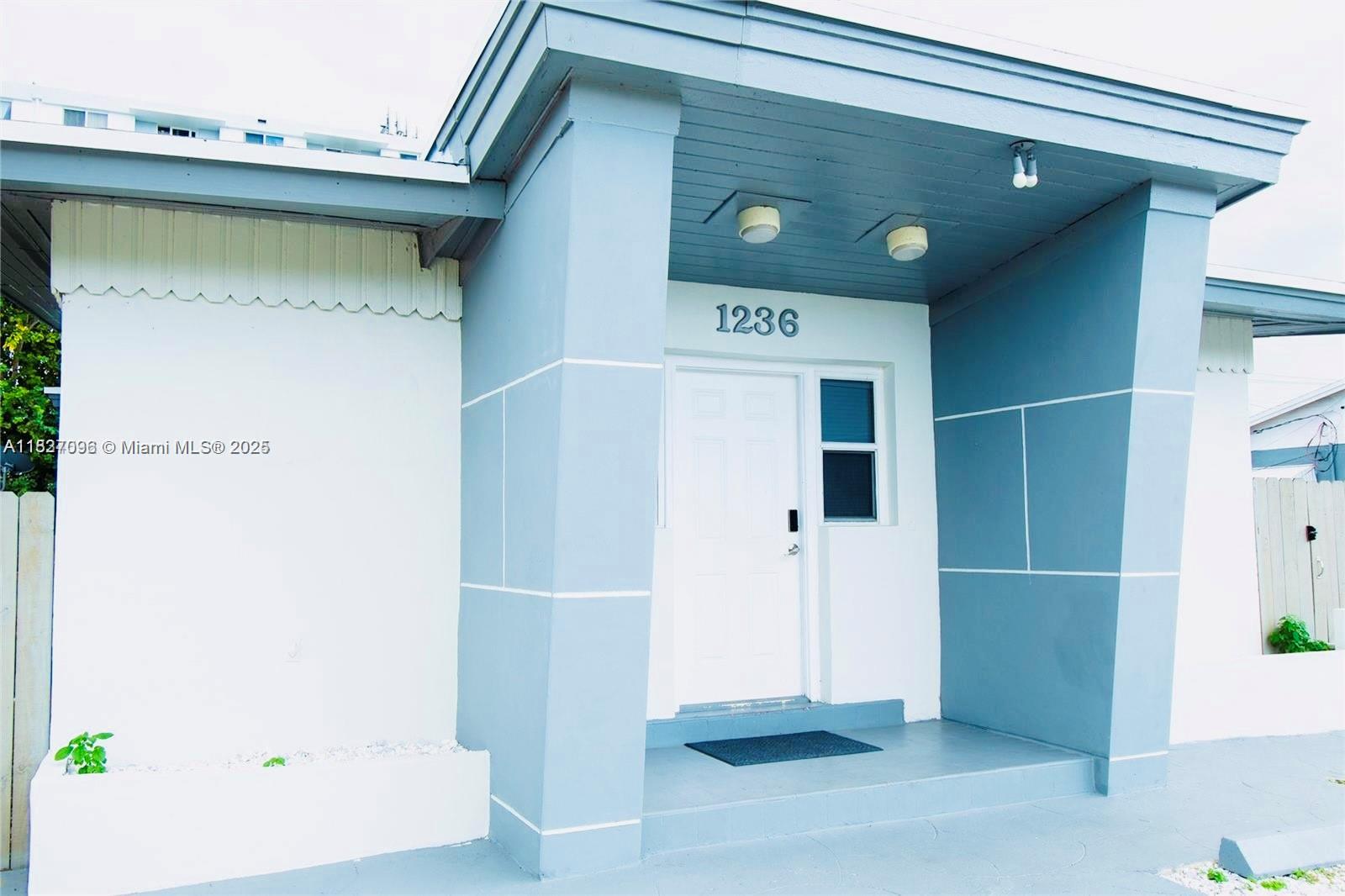 Legal Tri-Plex in the Heart of all the Action! Zoned for Long or Short Term Rentals. All units currently rented long term. This well maintained Tri-Plex has passed its 40 Year Certification. Unit #1-2bed/2bath, 850SF, $3,100/mo, Central AC. Unit #2-2bed/2bath, 800SF, $2,600/Mo, Central AC. Unit #3-Studio, 300SF, $1,575/Mo, AC wall unit. Utilities Included with rent. There are 4 generous parking spaces out front. RV Hook-Up in the Back. All units are Stylishly Furnished. Washer & Dryer Hookup in the back of the property. New Fence installed, New Roof 2021. Turn Key Investment Property...Kick Back and start Collecting Rent!