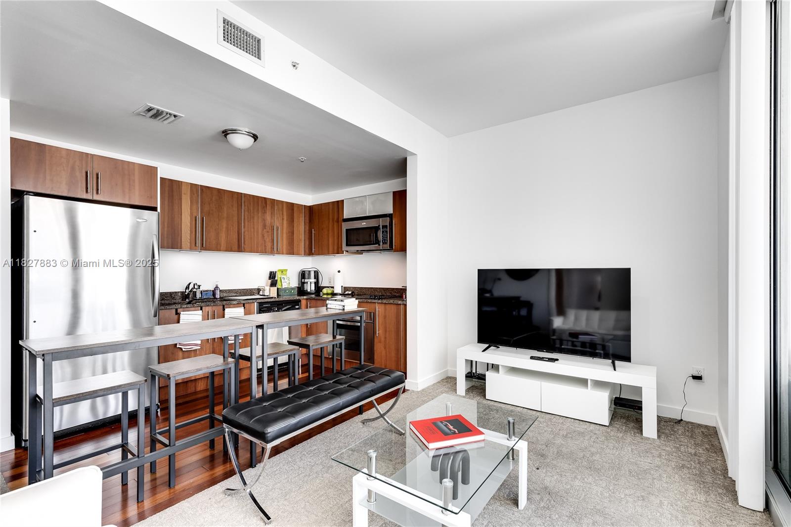 300 S Biscayne Blvd T-1403