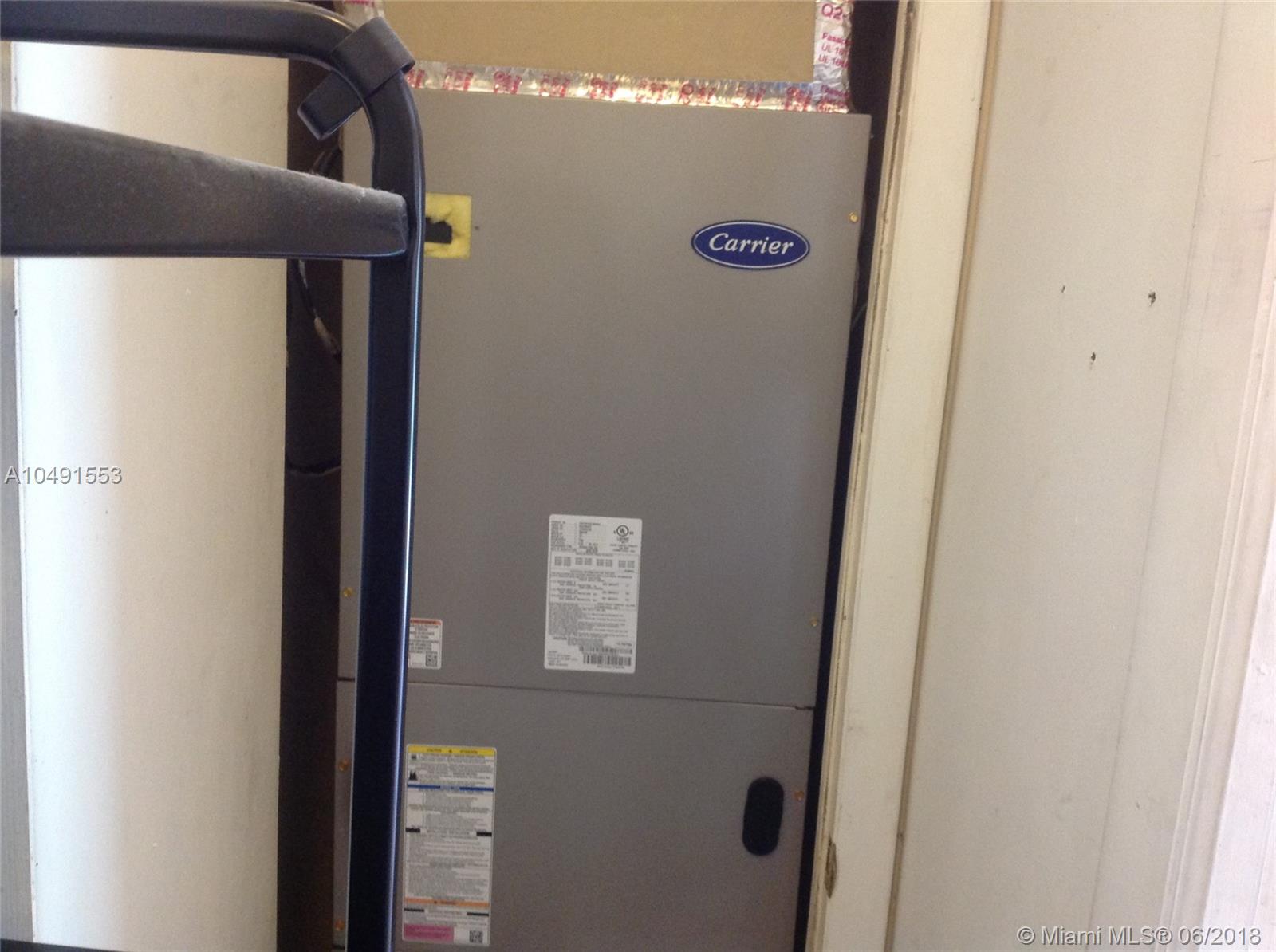 KENSINGTON PARK - Residential