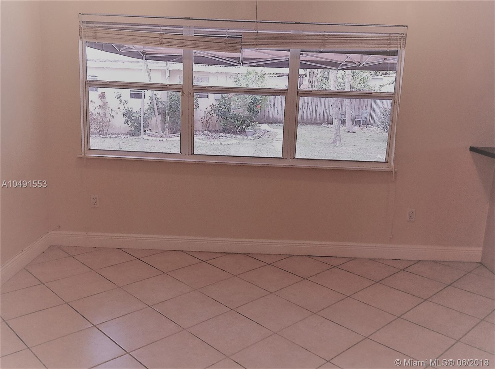 KENSINGTON PARK - Residential