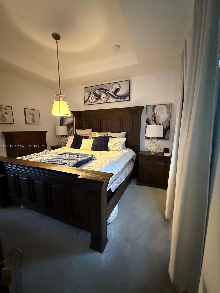 WINDSOR SQUARE - Residential