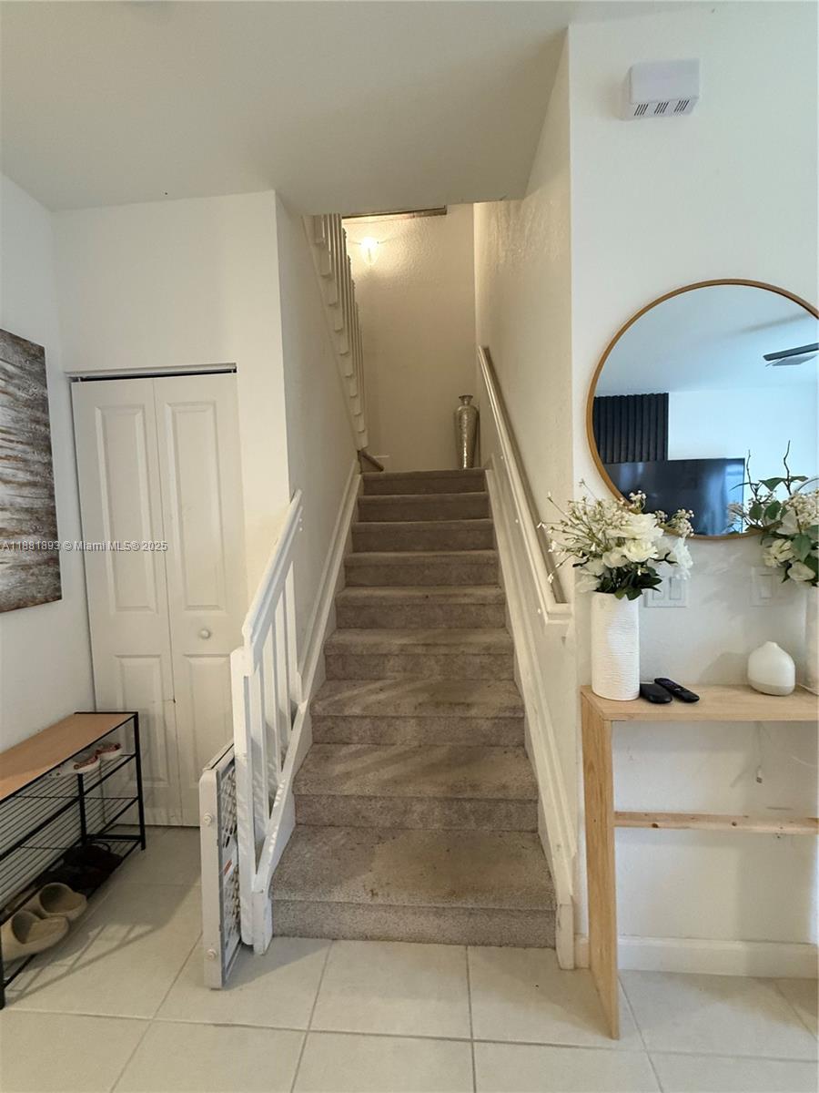 WINDSOR SQUARE - Residential