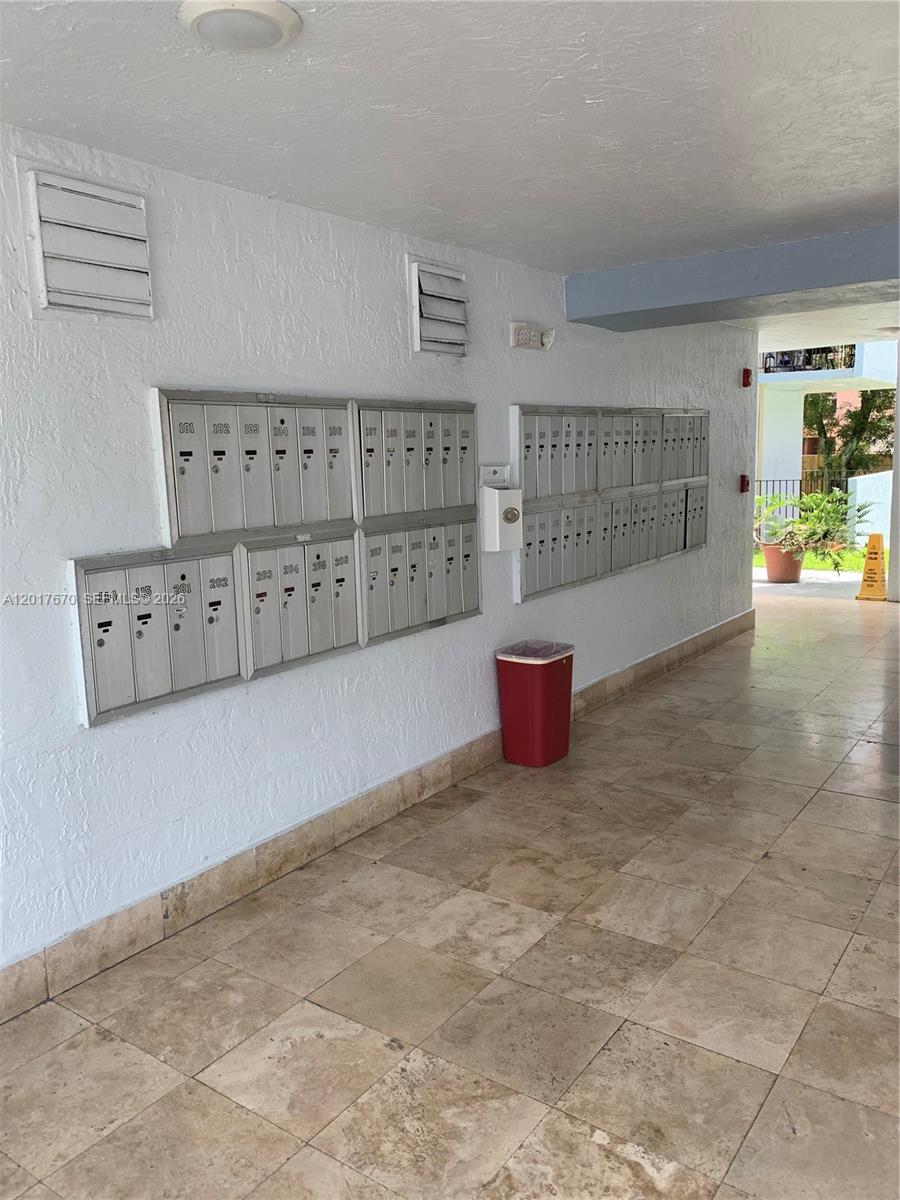 SEGOVIA CONDO - Residential