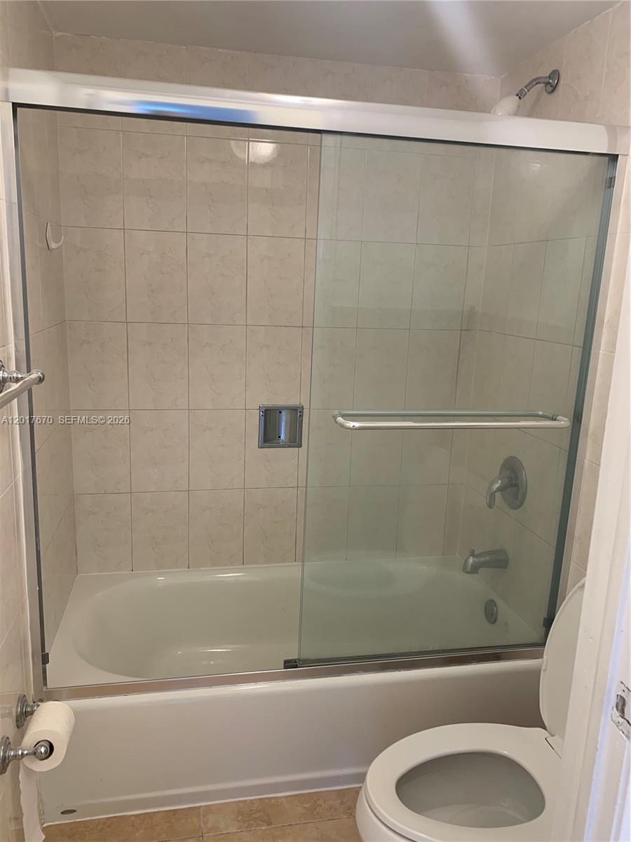 SEGOVIA CONDO - Residential