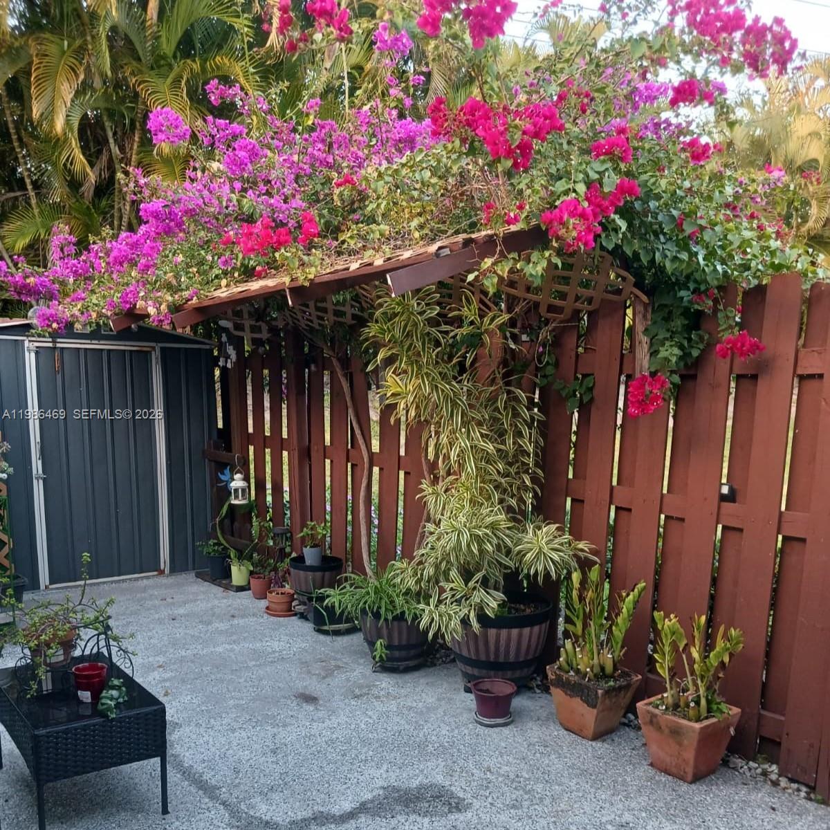 OAKWOOD II - Residential