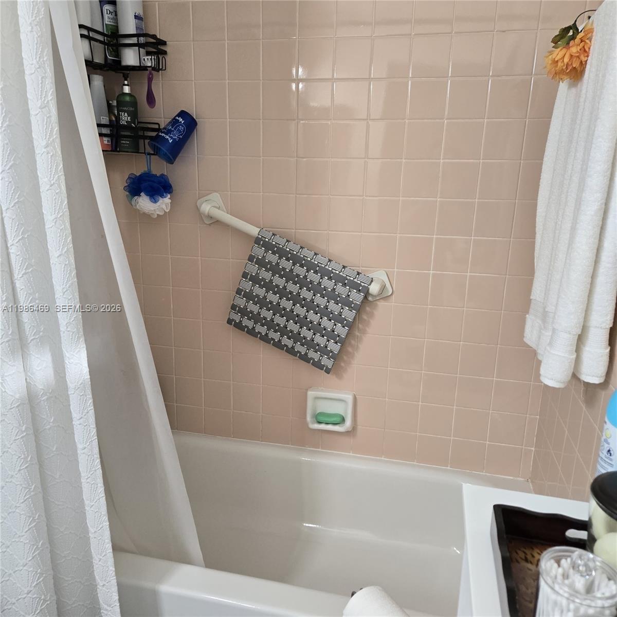 OAKWOOD II - Residential