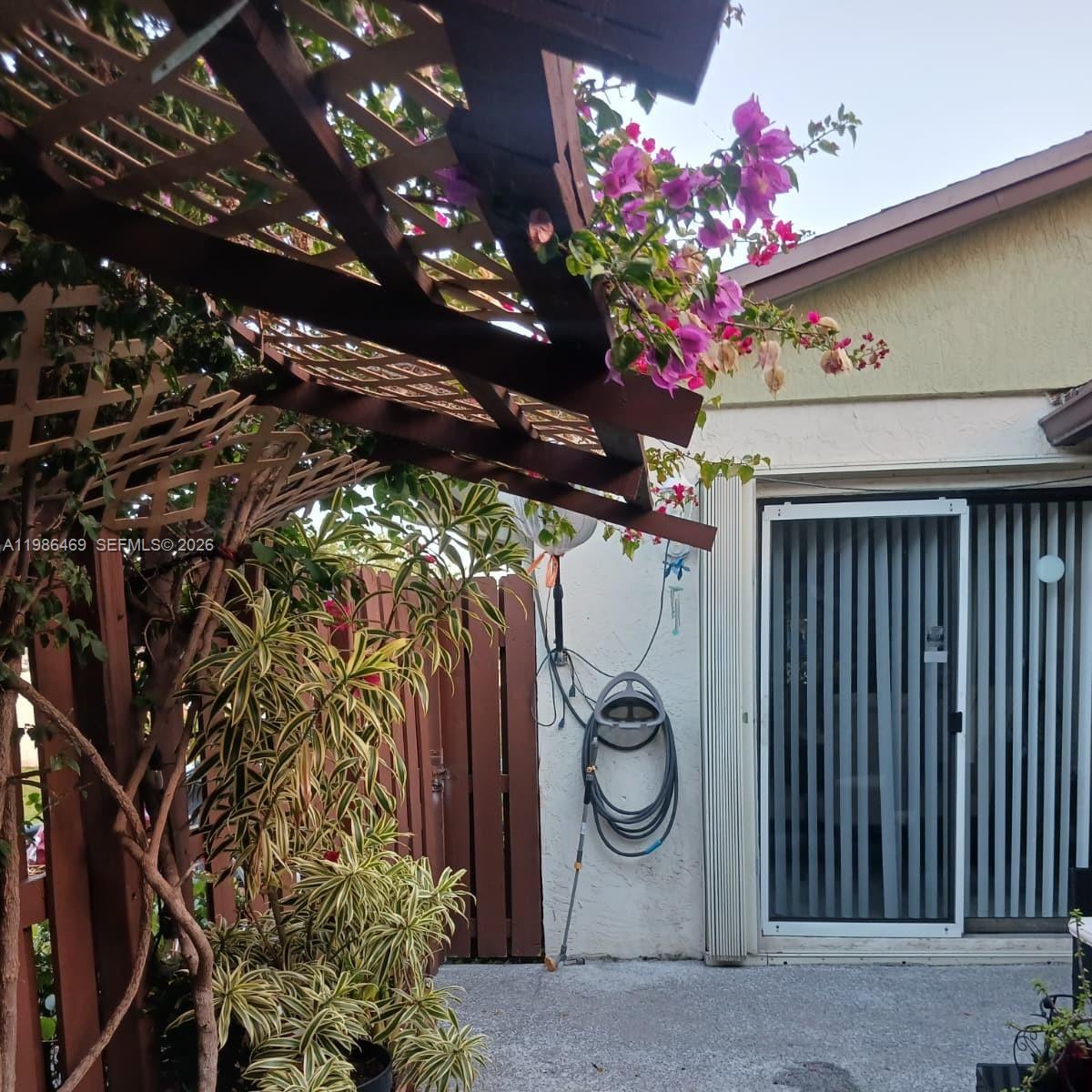 OAKWOOD II - Residential