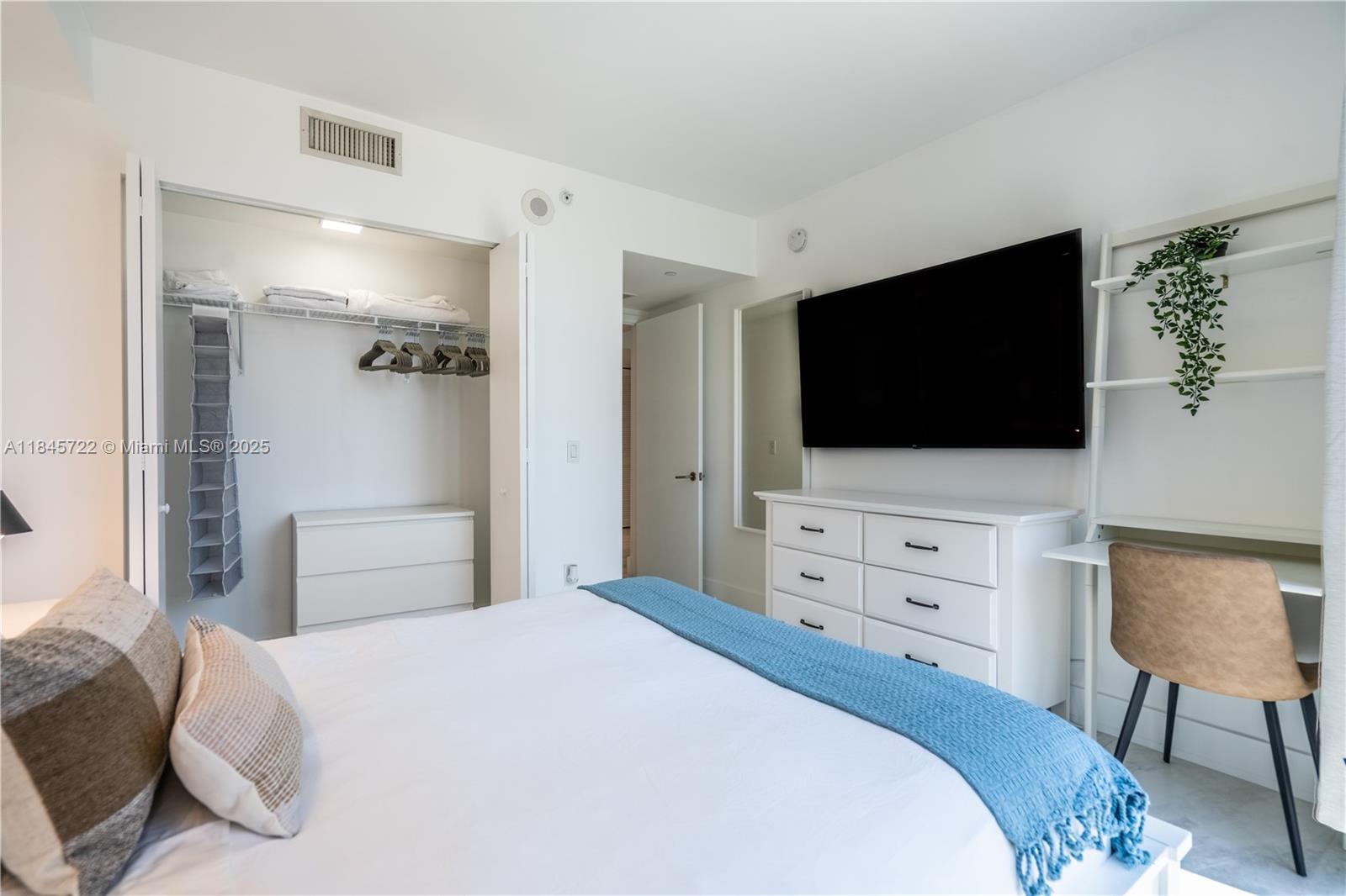 MYBRICKELL CONDO - Residential Lease