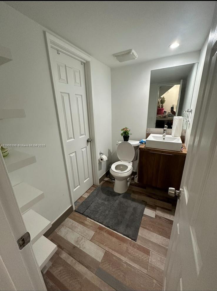 PARKVIEW CONDO NO 1 - Residential Lease