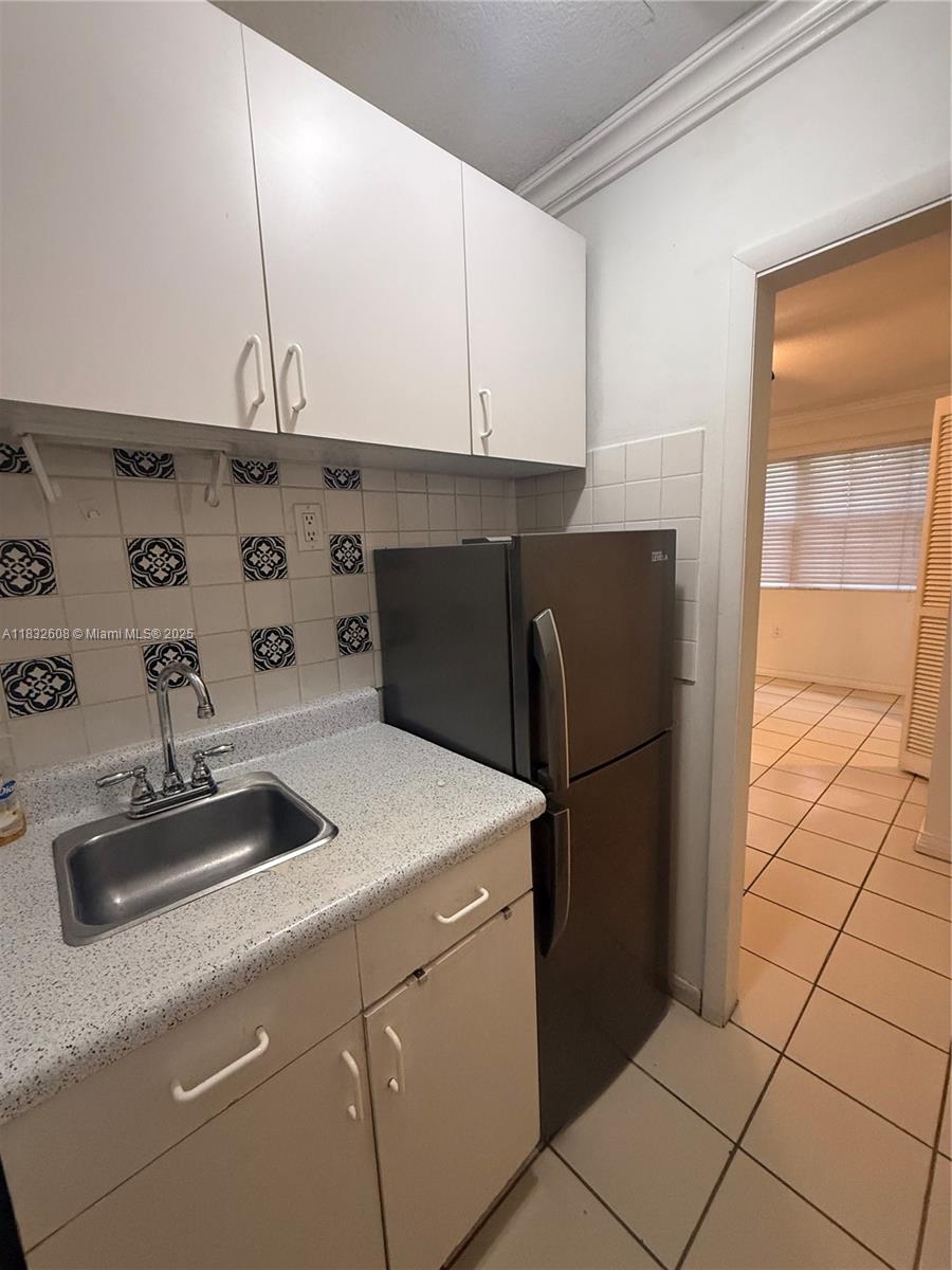 2424 SW 18th Ave 1