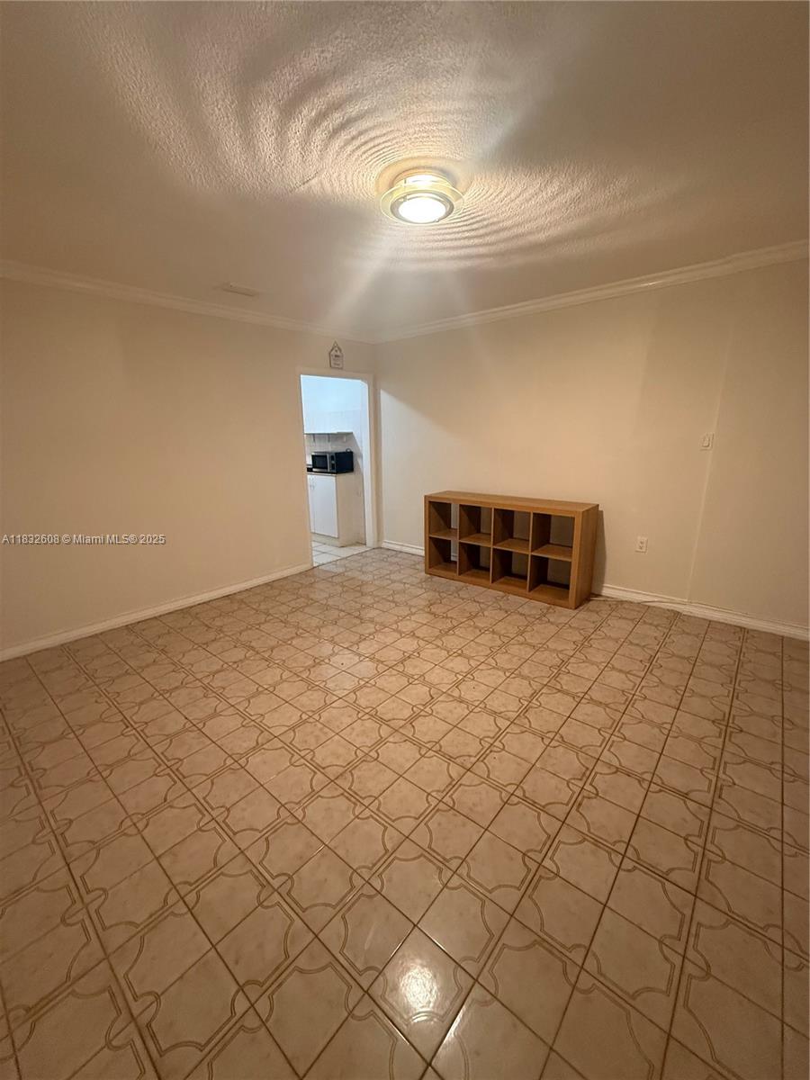 2424 SW 18th Ave 1
