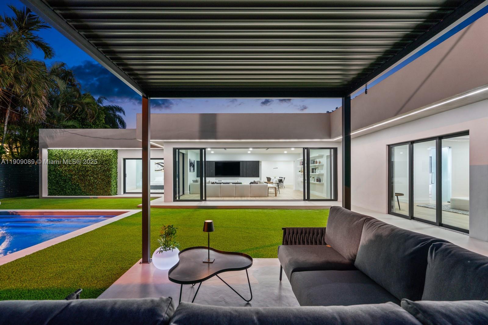 BAY HEIGHTS 1ST ADDN - Residential