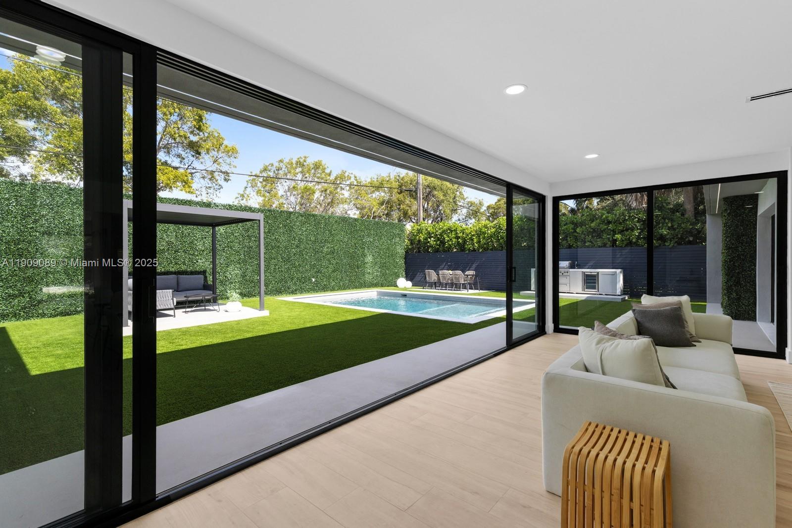 BAY HEIGHTS 1ST ADDN - Residential