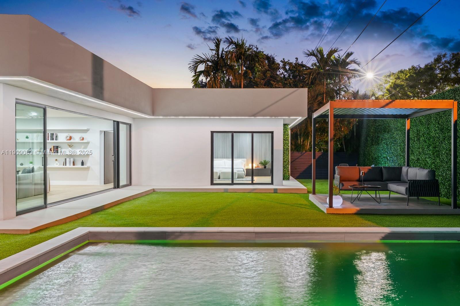 BAY HEIGHTS 1ST ADDN - Residential