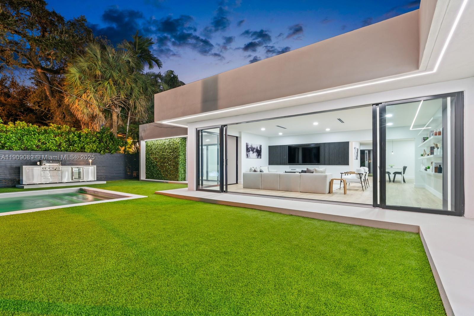 BAY HEIGHTS 1ST ADDN - Residential