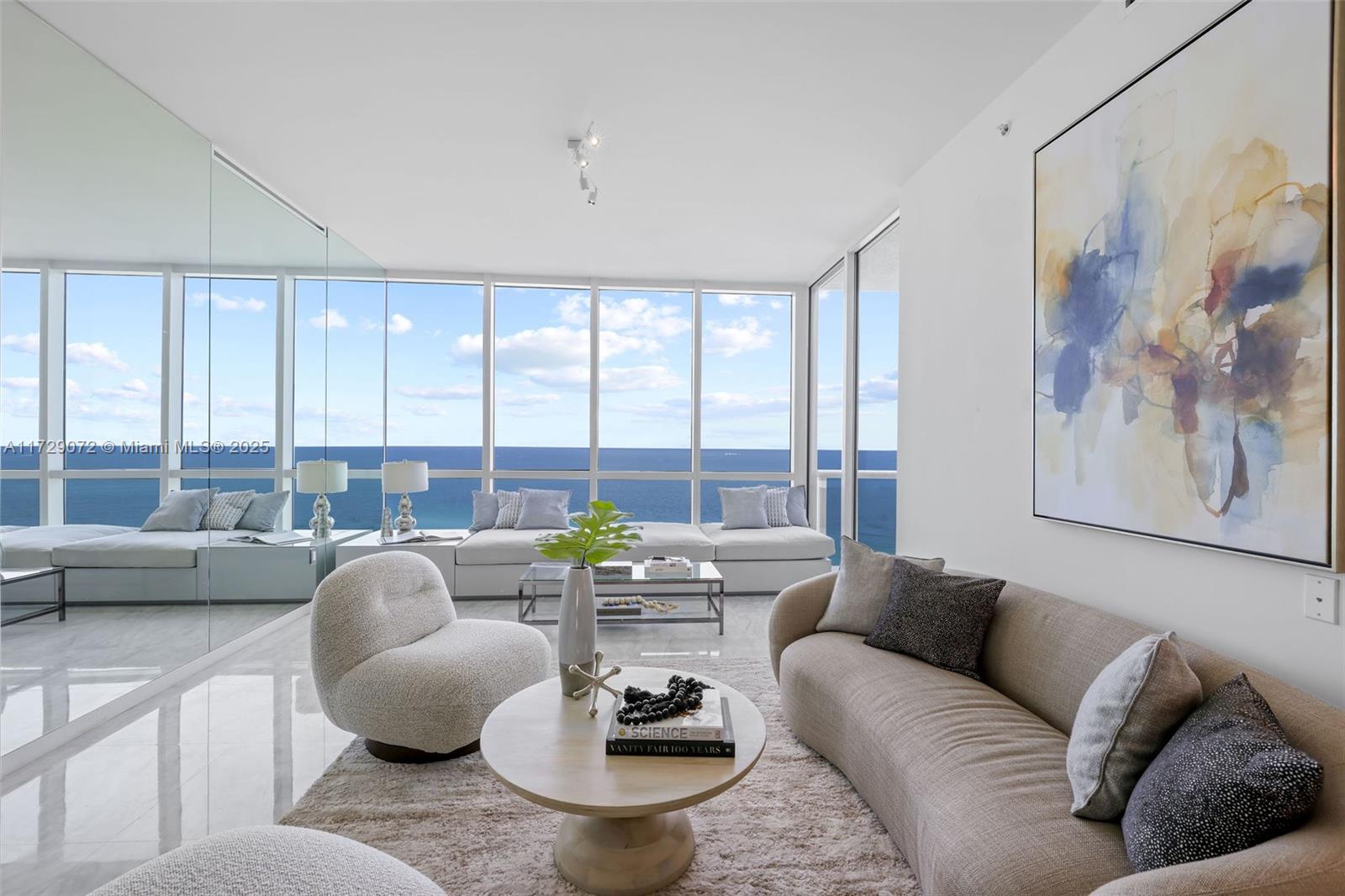 CONTINUUM ON SOUTH BEACH - Residential