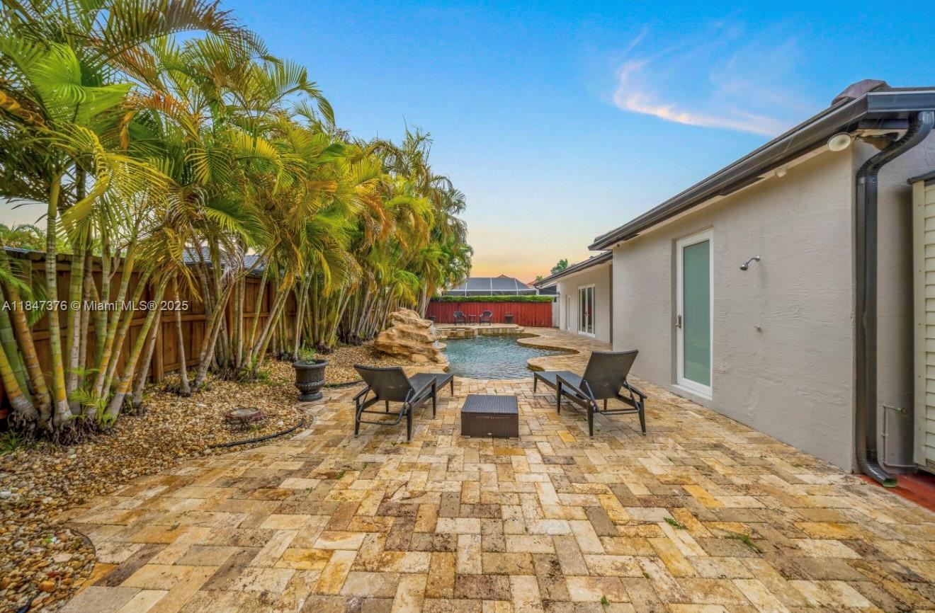 NELIA SUB - Residential