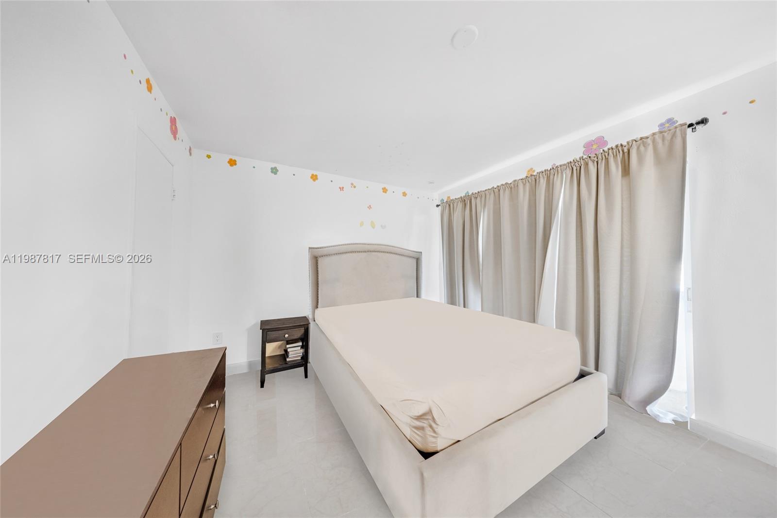 KENDALE LK TOWNHOUSE COND - Residential