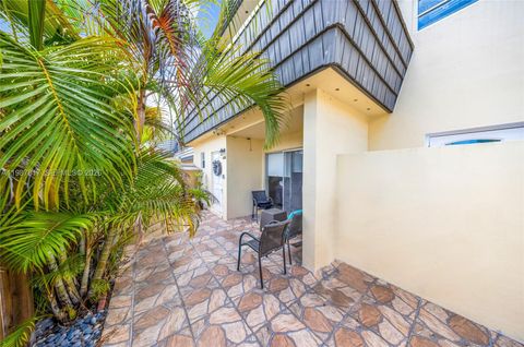 8383 SW 137th Ave 8383 Miami FL 33183