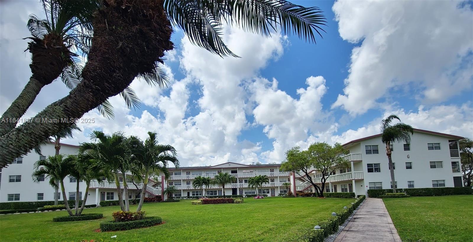 FANSHAW AT CENTURY VILLAG - Residential Lease