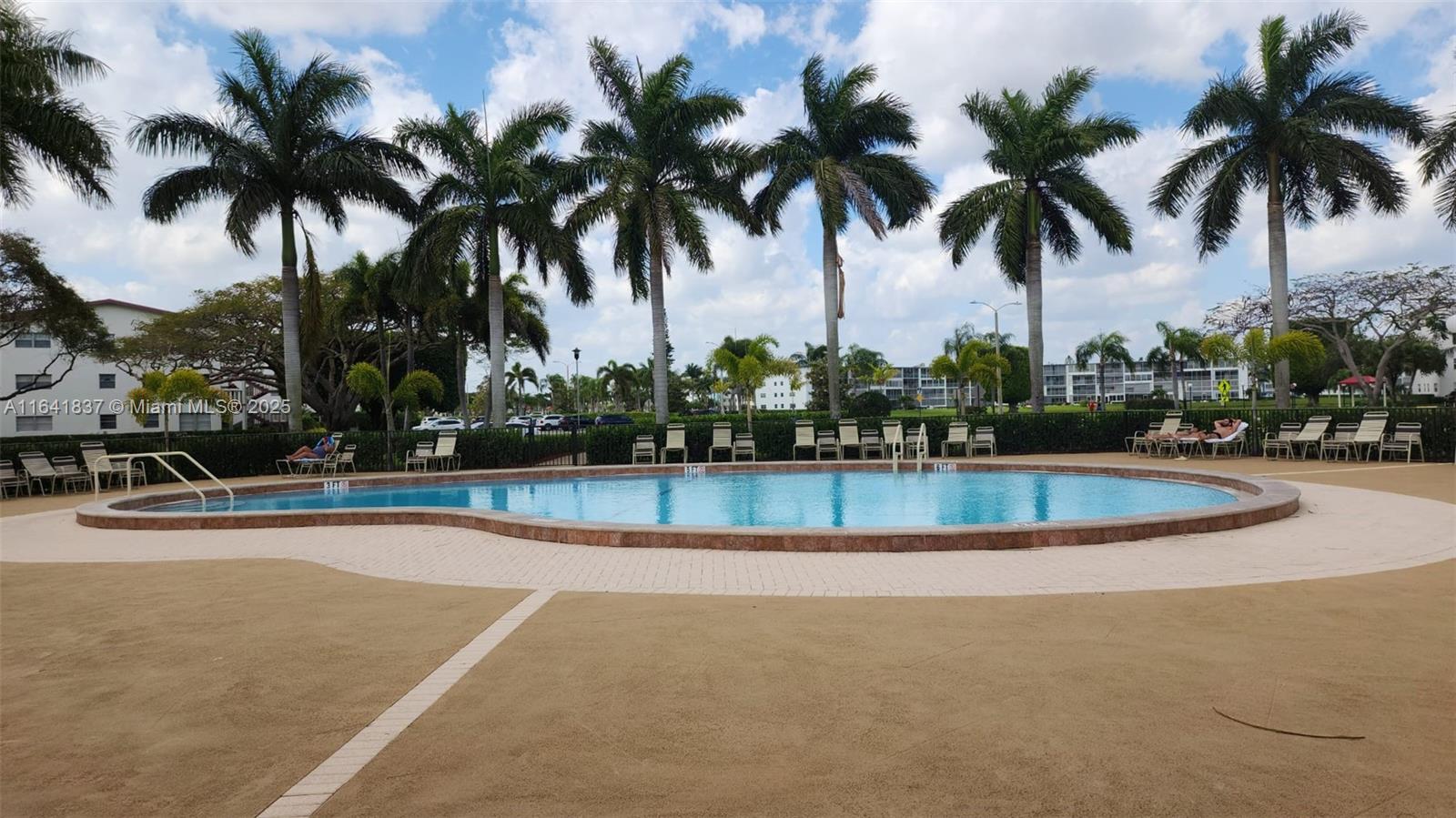 FANSHAW AT CENTURY VILLAG - Residential Lease