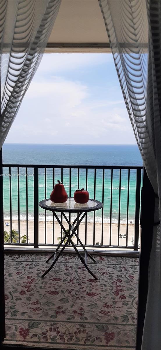 2101 S Ocean Dr 1802