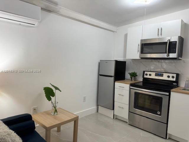 IVES ESTATES SEC 3 - Residential Lease