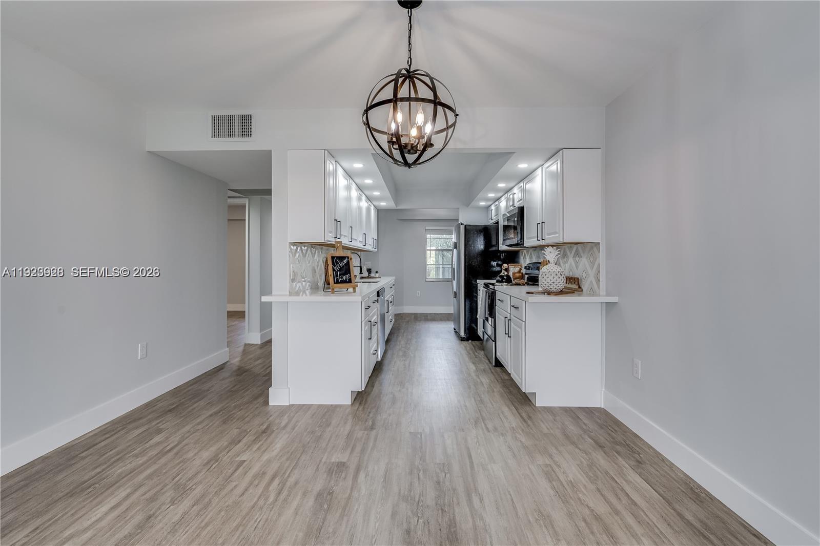 IVANHOE EAST AT CENTURY V - Residential