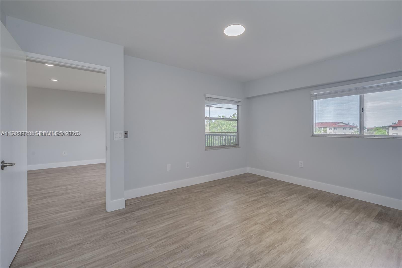 IVANHOE EAST AT CENTURY V - Residential