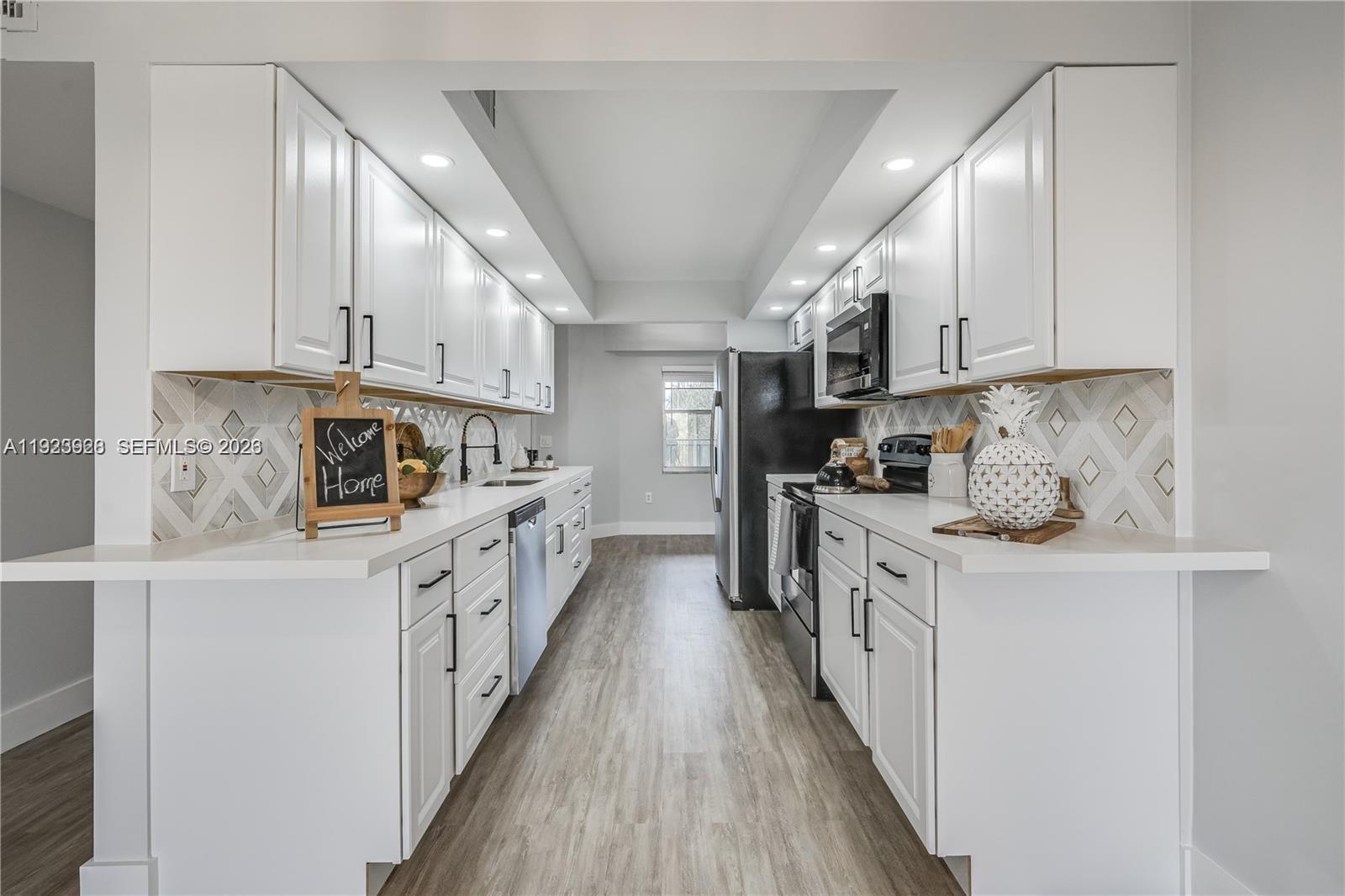 IVANHOE EAST AT CENTURY V - Residential