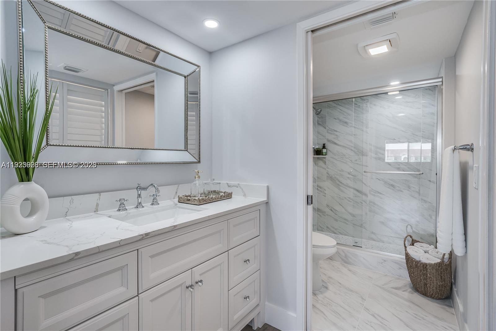 IVANHOE EAST AT CENTURY V - Residential