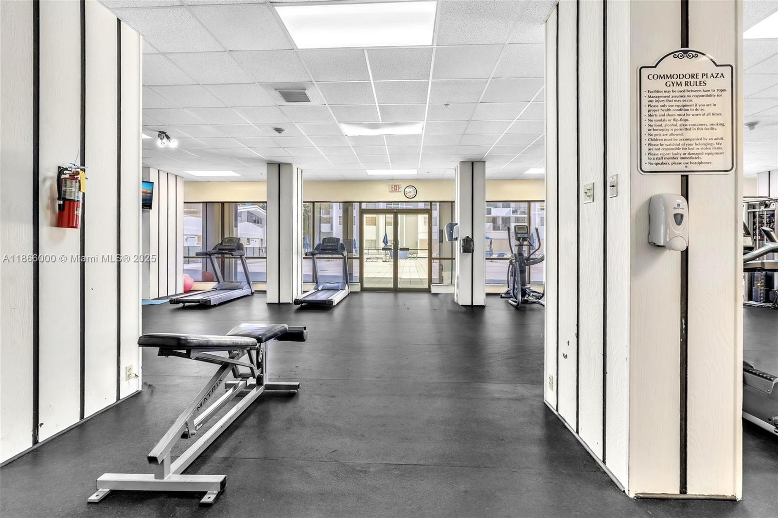 COMMODORE PLAZA CONDO - Residential